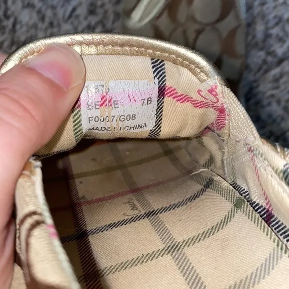 Coach women’s Beale Signature Slip On Loafer Sneaker size 7‎ - Image 9