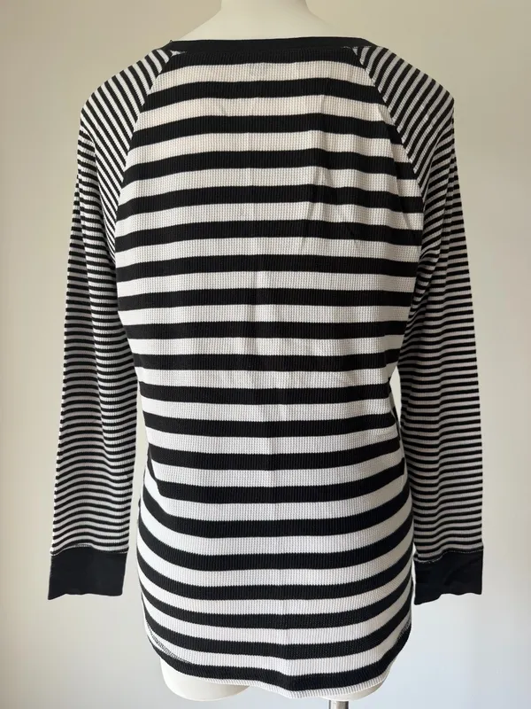 Old Navy Classic Y2K Waffle Knit Long Sleeve Top - Image 4