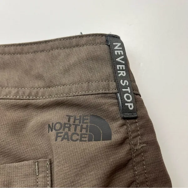 The North Face‎ Nylon Convertible Pant Womens 10 Regular Brown Green Hiking Pant - Image 14