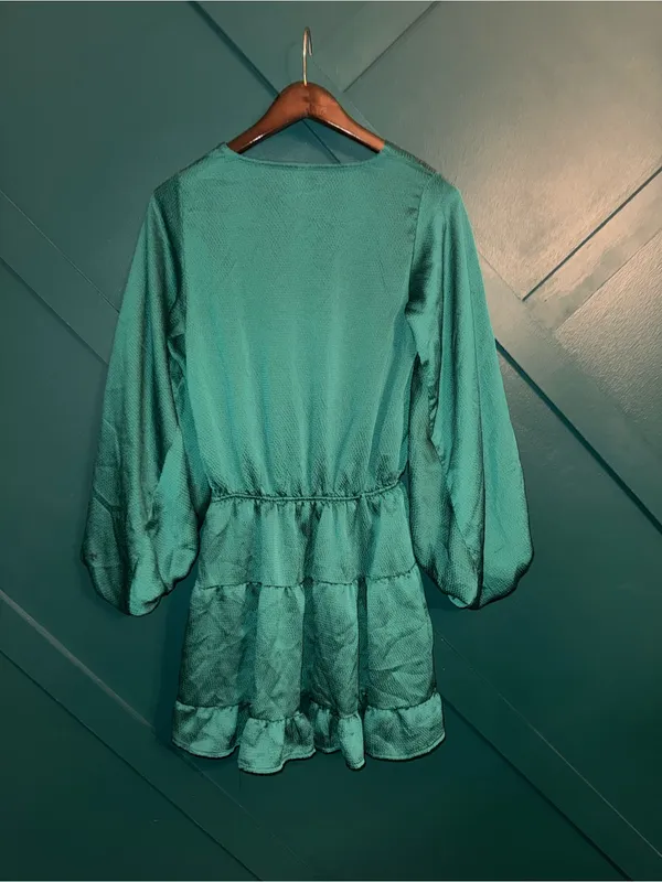 Tyche Emerald Green Satin Tiered Mini Dress Boho Romantic Boho feminine Size M - Image 2