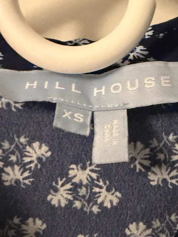 Hill House navy micro floral printed button up blouse size XS preppy classic - Image 7