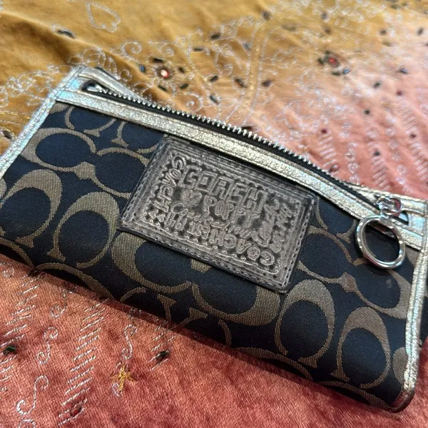 Coach Black and Gold Wristlet - Image 10