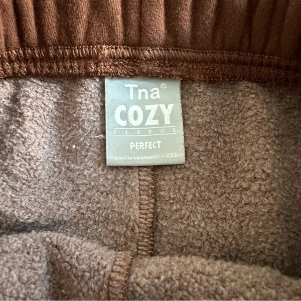 ARITZIA NWT: Cozy Fleece Perfect Sweat Set - Image 7