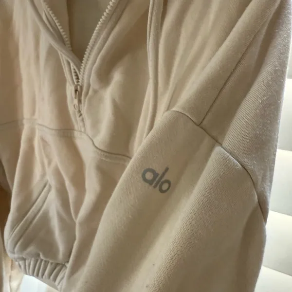 ALO size S cropped bone sweater - Image 5