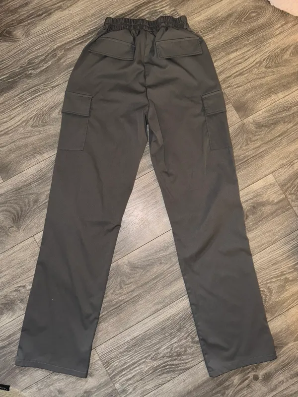 Pretty Little Thing Cargo Pants - Image 5