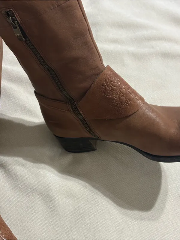 Vince Camuto Women’s Tall Leather Riding Boots in Brown 7.5 - Image 4