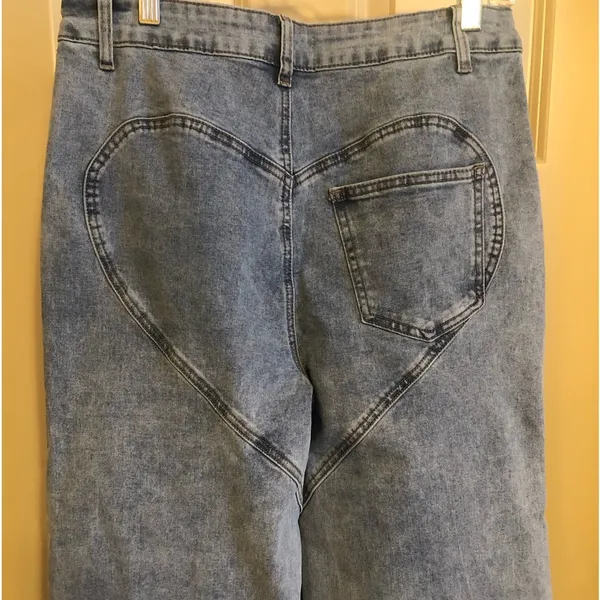 Sequin Detailed Cut - Image 4