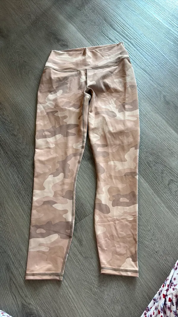 Fabletics Camo Leggings Powerhold - Image 4
