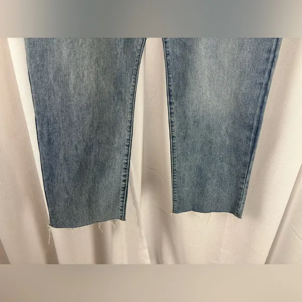 Old Navy US Women's Plus Sz 16 Higher‎ High-Rise Raw Hem Cropped Jeans NEW - Image 3