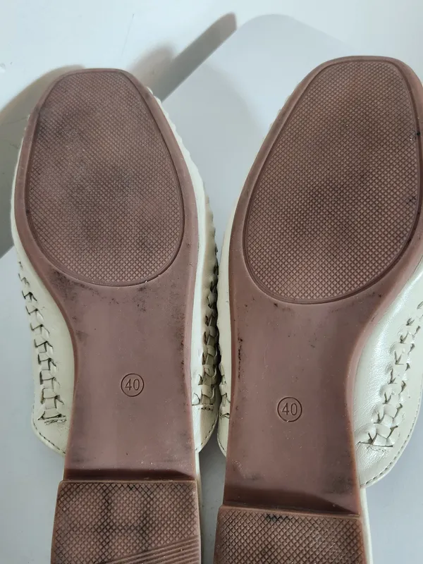 Womens Cream Woven Flat Mules with Tassel Detail Size 40 US 9 - Image 6