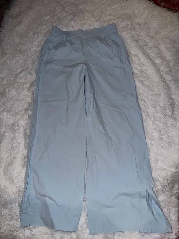 Lululemon Stretch Woven Wide-Leg High-Rise Pant Powder Blue size Large - Image 2