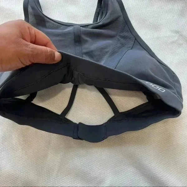 lorna‎ jane women's sports bra Gray - Image 3