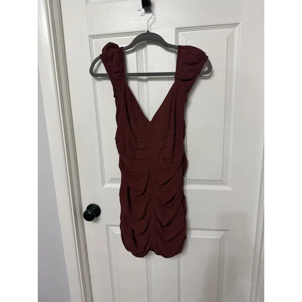 Wilfred‎ Aritzia Ruched Cap Sleeve Mini Dress Wine Red Bodycon - Image 4