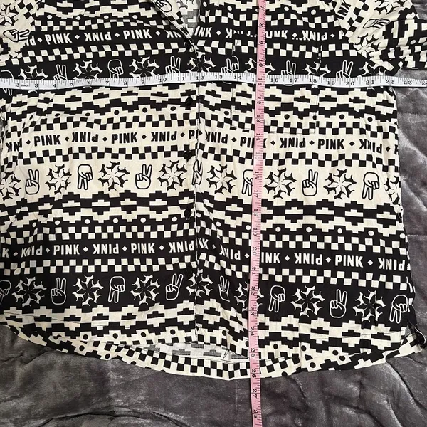Victorias Secret Pink Womens Pajama Top Medium Black White Peace Sign Motif NWOT - Image 10