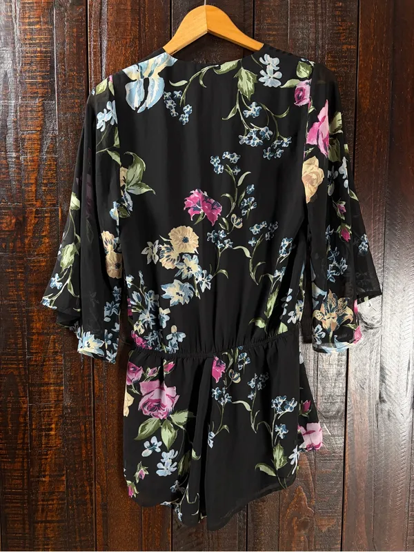 Olivaceous Floral Chiffon V-Neck Kimono Romper - Medium - Image 6