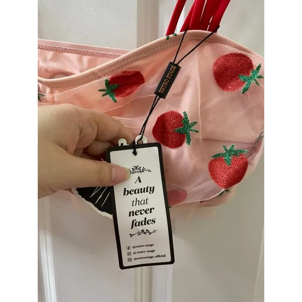 NWT Retro Stage 1950’s Lace Strawberry Tankini Top - Women’s Size XL - Image 3