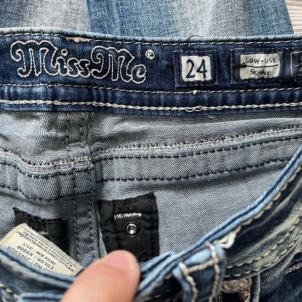 Miss Me Blue Distressed Embellished Low Rise Skinny Jeans Size‎ 0/24 - Image 3