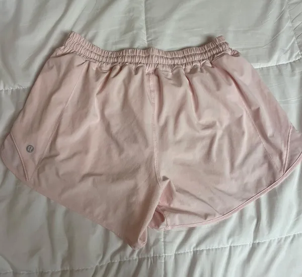 Lululemon Hotty Hot Shorts 4” - Image 3