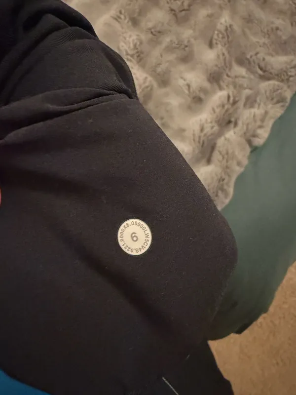 Lululemon Joggers  - Image 4