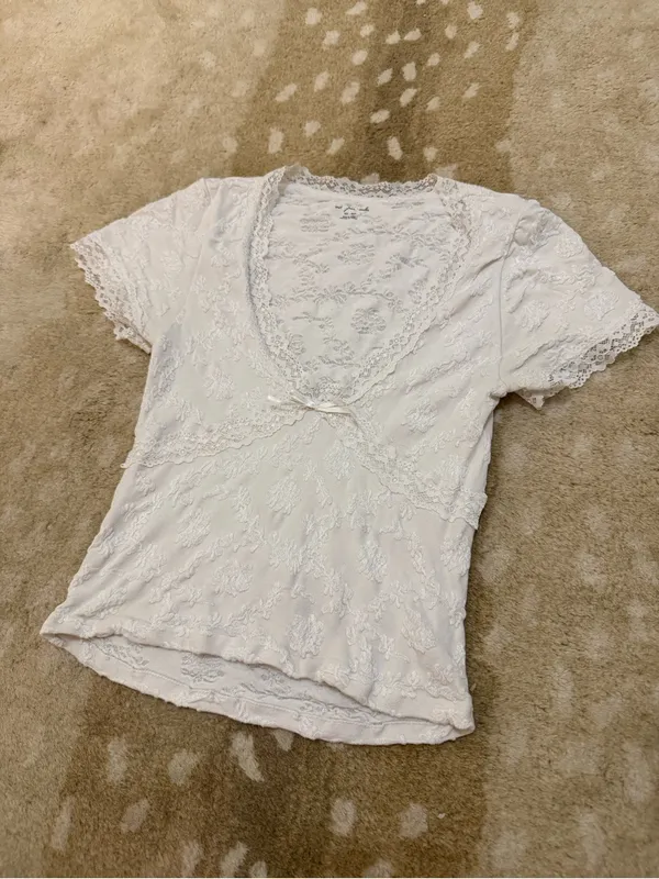 Out From Under White Floral Lace Short Sleeve Top M/L Bow Lingerie Coquette - Image 3