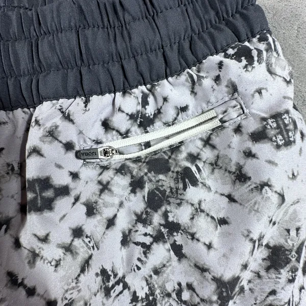 Vuori Clementine Shorts Gray Shibori Print Small Running Athletic Gym 2.5" Lined - Image 6