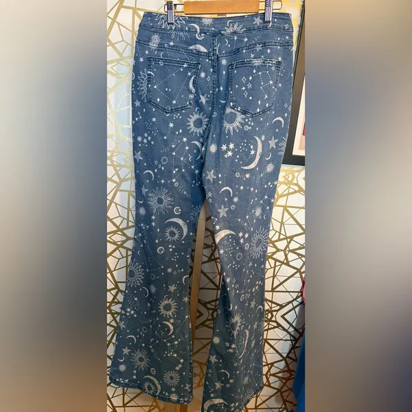 NWT WISTERIA LANE Sun and Moons Bellbottoms, L - Image 5