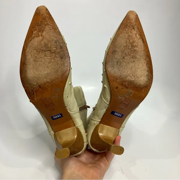 Los Canelos tan leather heeled boots‎ women’s size 25 approximately size 7 - Image 5