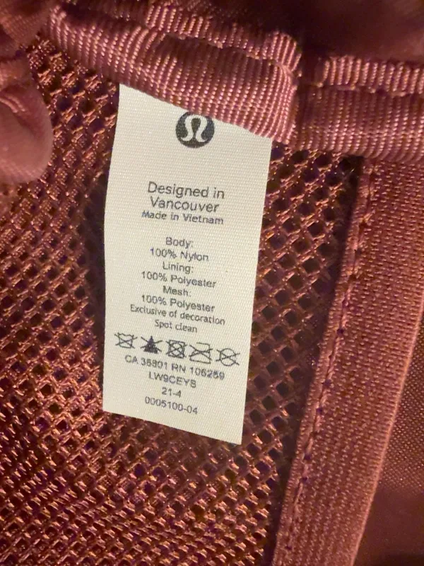 Lululemon On the Beat Belt Bag 4.5L Mauve Burgundy - Image 3