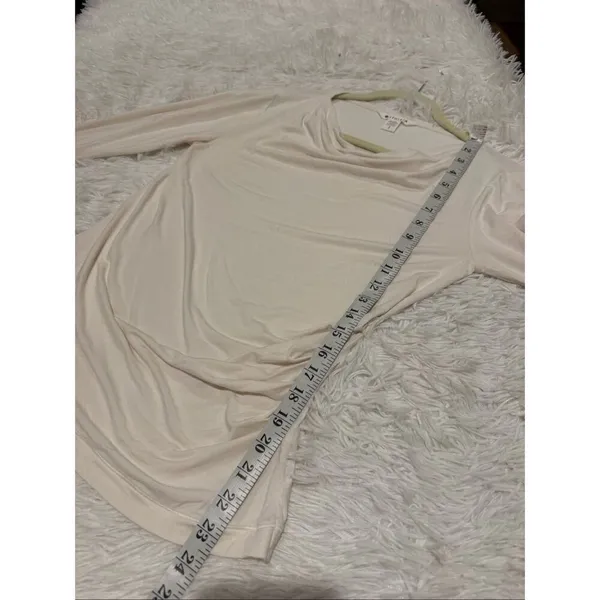 Athleta Modal Weekender Top in White Small - Image 5