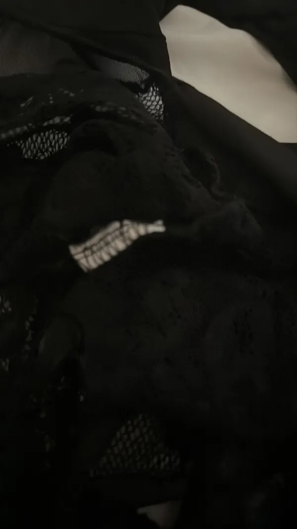 Woman’s Top Black - Image 5