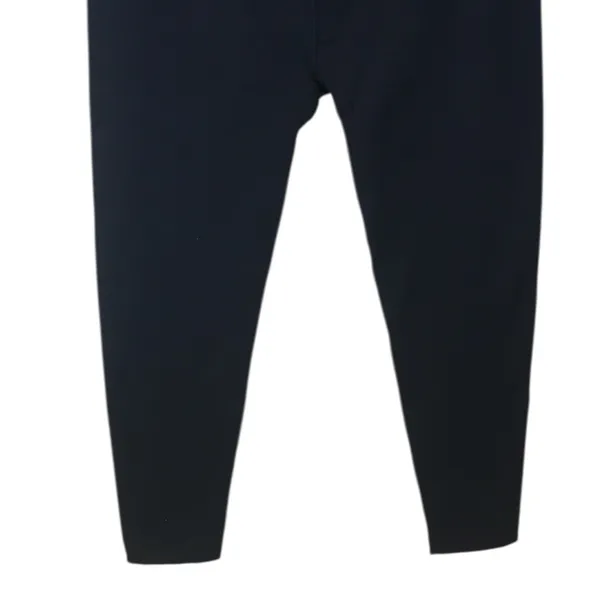 Fabletics Black Ultra Lift Body Scult Leggings Capri - Image 3