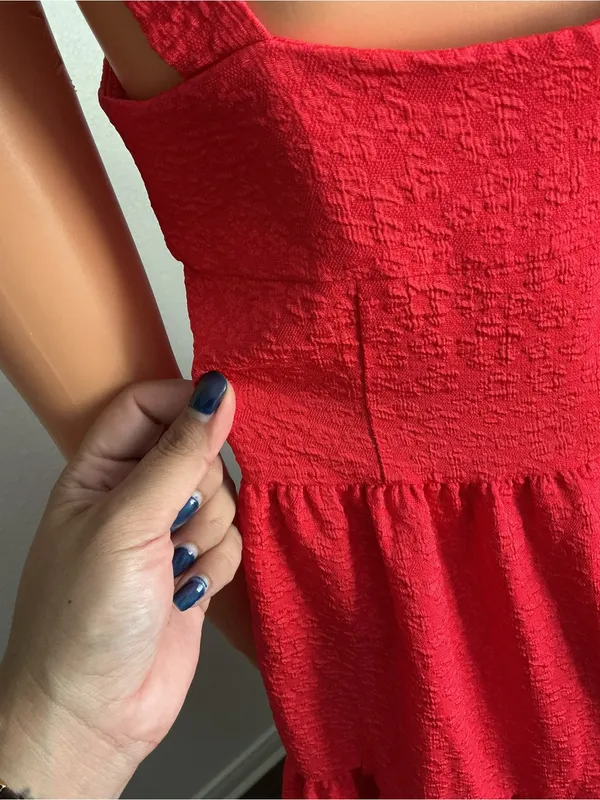 Chelsea28 Red Textured Tiered Midi Dress Size S - Image 14