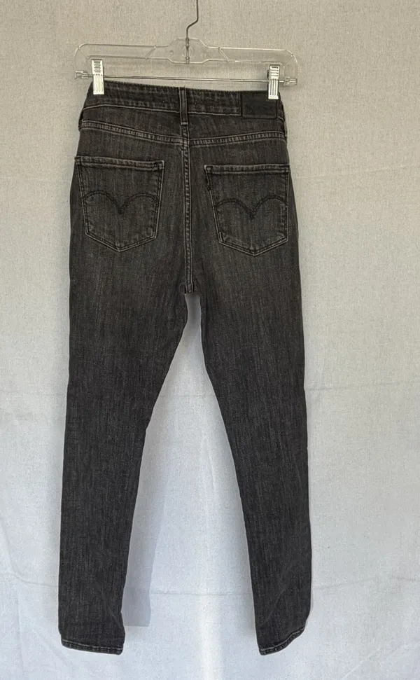 Levi's 721 High Rise Skinny Jeans Faded Black Distressed 27 - Image 4