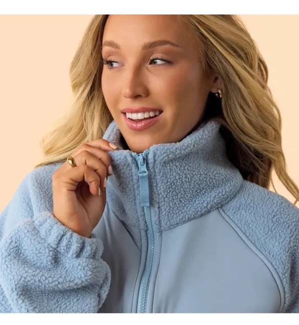 NWT! Blogilates Women's Bonfire Fleece Full Zip Jacket - Light Blue Size XS - Image 7