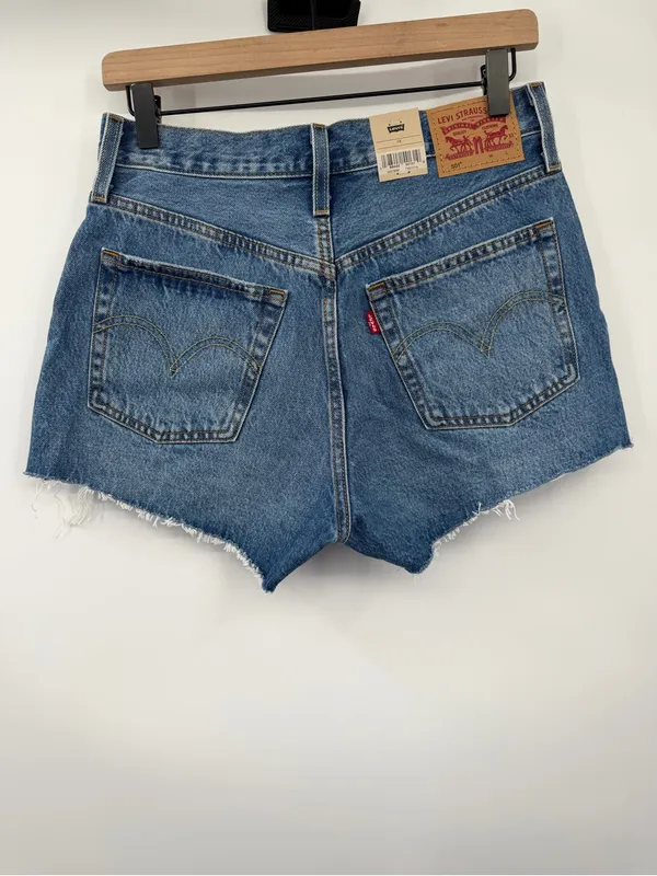 NWT Levi’s 501 High Rise Shorts Blow Big Horns Distressed W 28 - Image 4