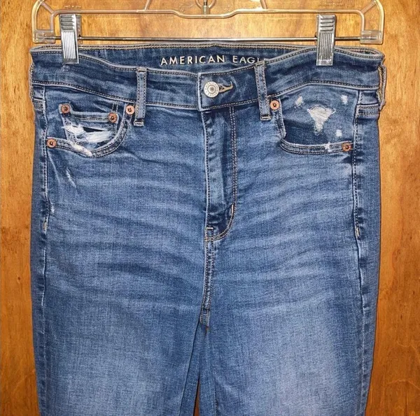 American Eagle Flare Jeans - Image 3
