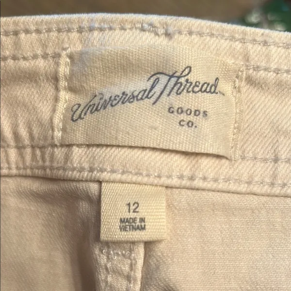 Universal Threads NWOT Cream Wide-Leg Ankle Jeans - Image 6