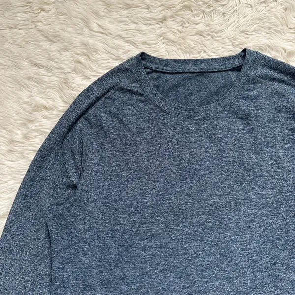 Lululemon Top Long Sleeve Crewneck Heathered Blue - Image 4