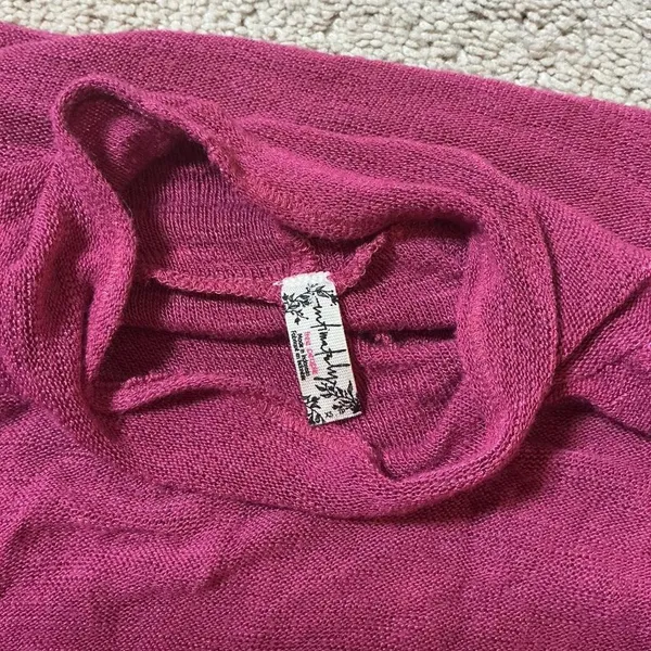 Free People Pink Sheer Long Sleeve Turtleneck Asymmetrical Raw Hem Top‎ XS - Image 3