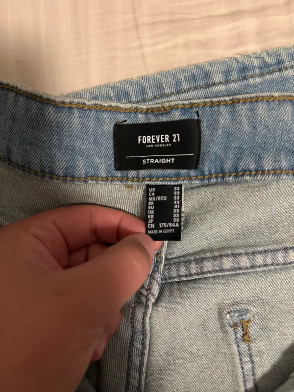 NWT Men’s Forever 21 straight jeans  - Image 4