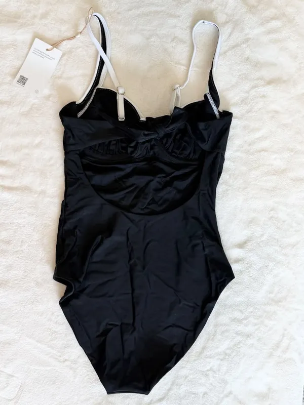 NWT Quince Black and White Italian Underwire One-Piece Swimsuit - Med - Image 5