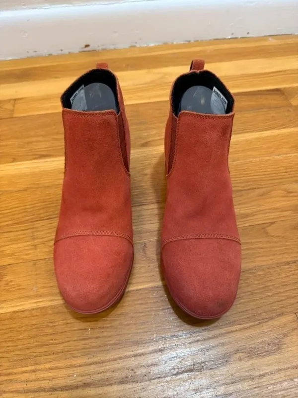 Sorel Evie Pull On Suede Wedge Heel Booties Lug Warp Red Sz 8 - Image 3