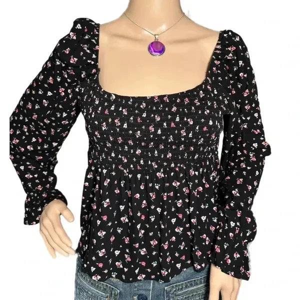 Daisy & Delilah Boho Black Floral Top Smocked Bodice Long Bell Sleeve Women’s M - Image 2