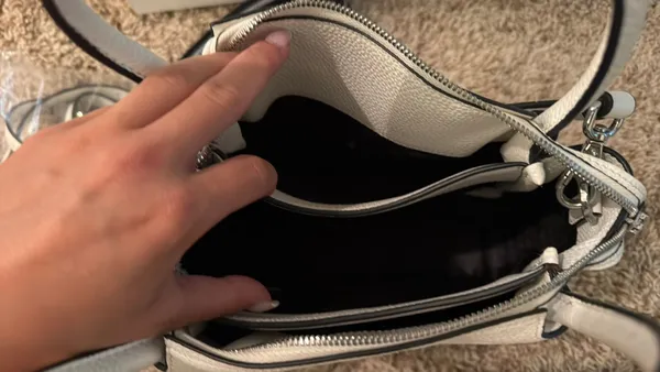 Prada Bag Leather - Image 3