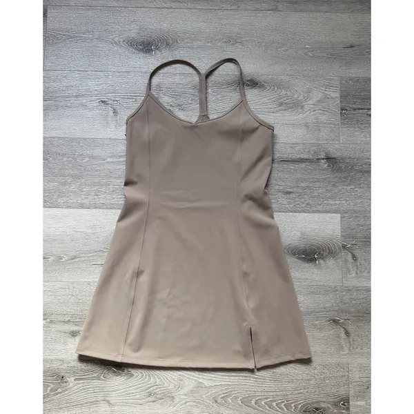 NWT Aritzia Golden TNA PowerSculpt Court Tennis Mini Dress S Turner Taupe - Image 2