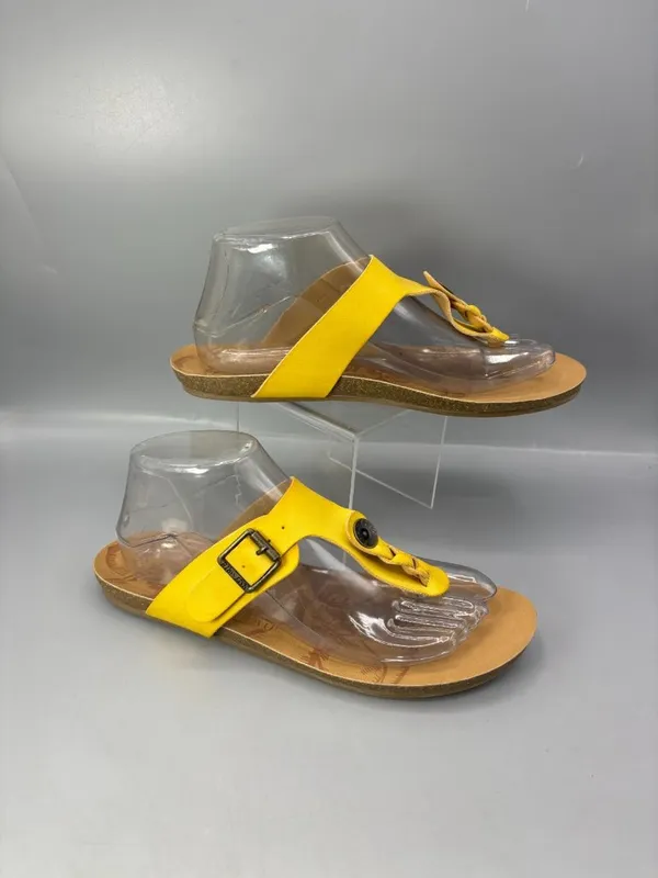 Blowfish Malibu Flip Flop Sandals Womens 8 Yellow Flat Heel Thong Casual Slip On - Image 2