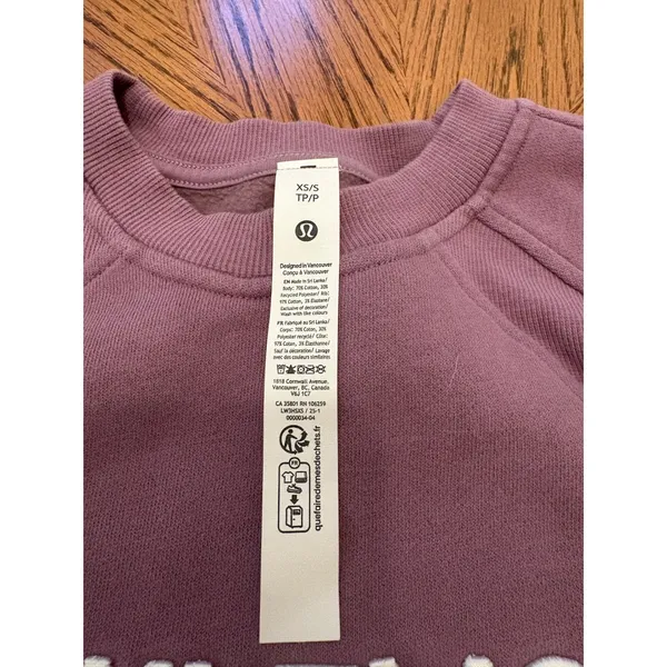 Lululemon Perfectly Oversized Cropped Crew Women XS/S Purple Logo Pullover - Image 4