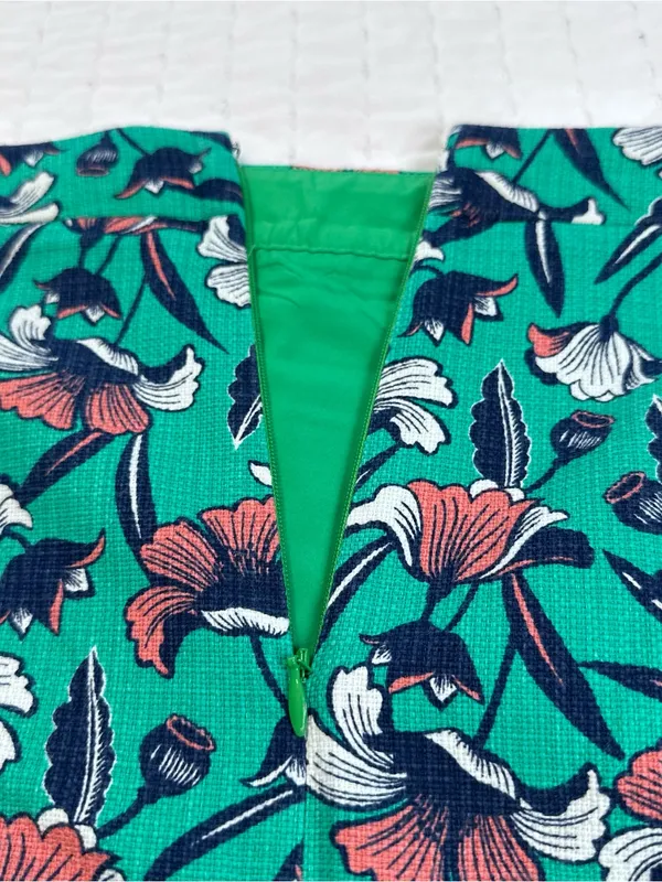 J. by J.Crew Women's A Line Skirt Green Floral Pencil Size 8 Lined 100% Cotton - Image 8
