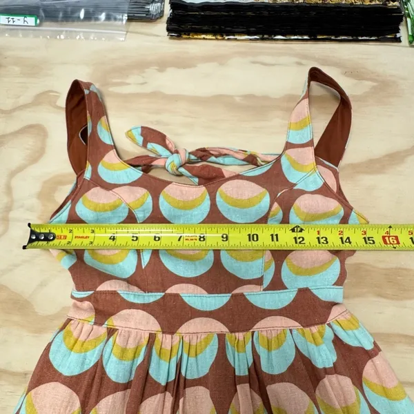 Judith March Brown Geometric Crescent Print Linen Blend Cutout Tie Back Dress S - Image 10