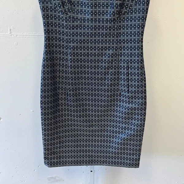 Anne Klein Geometric Diamond Sheath Dress Size 4 Sleeveless Office Navy Blue - Image 5
